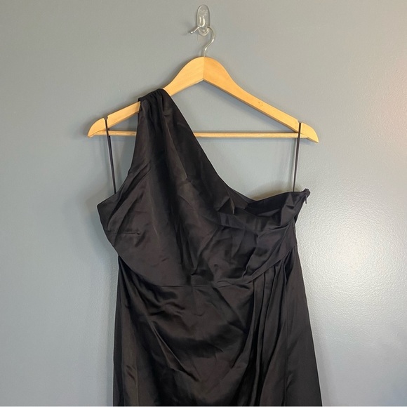 Showpo Felt So Happy Dress In Navy NWT - Picture 7 of 11